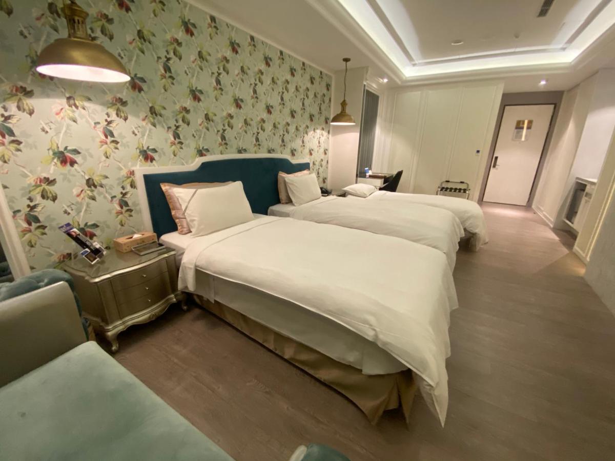 U-Her Hotel Taichung Eksteriør bilde