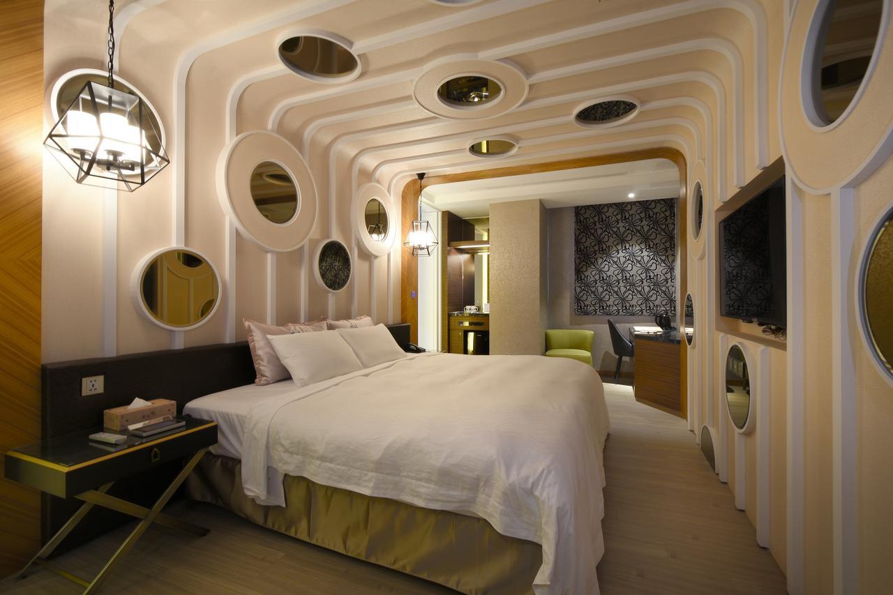 U-Her Hotel Taichung Eksteriør bilde