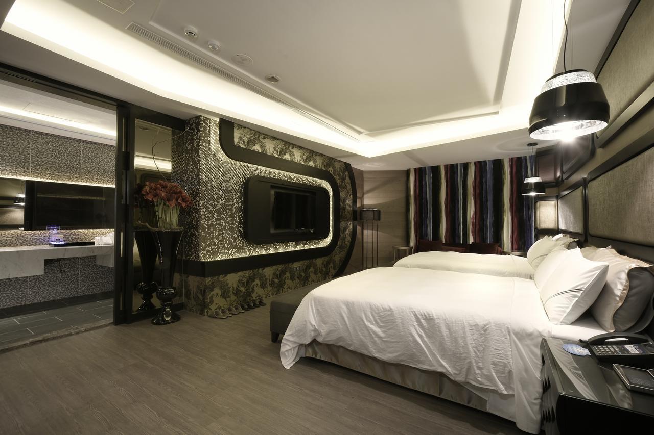 U-Her Hotel Taichung Eksteriør bilde