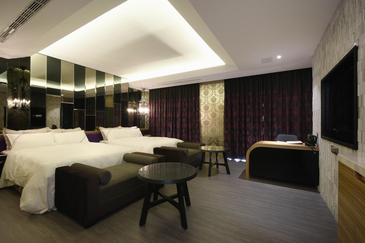 U-Her Hotel Taichung Eksteriør bilde