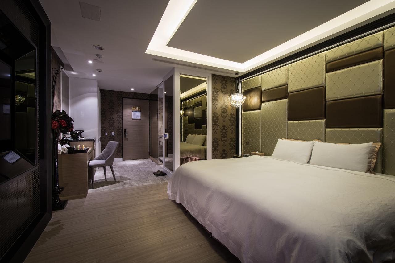 U-Her Hotel Taichung Eksteriør bilde