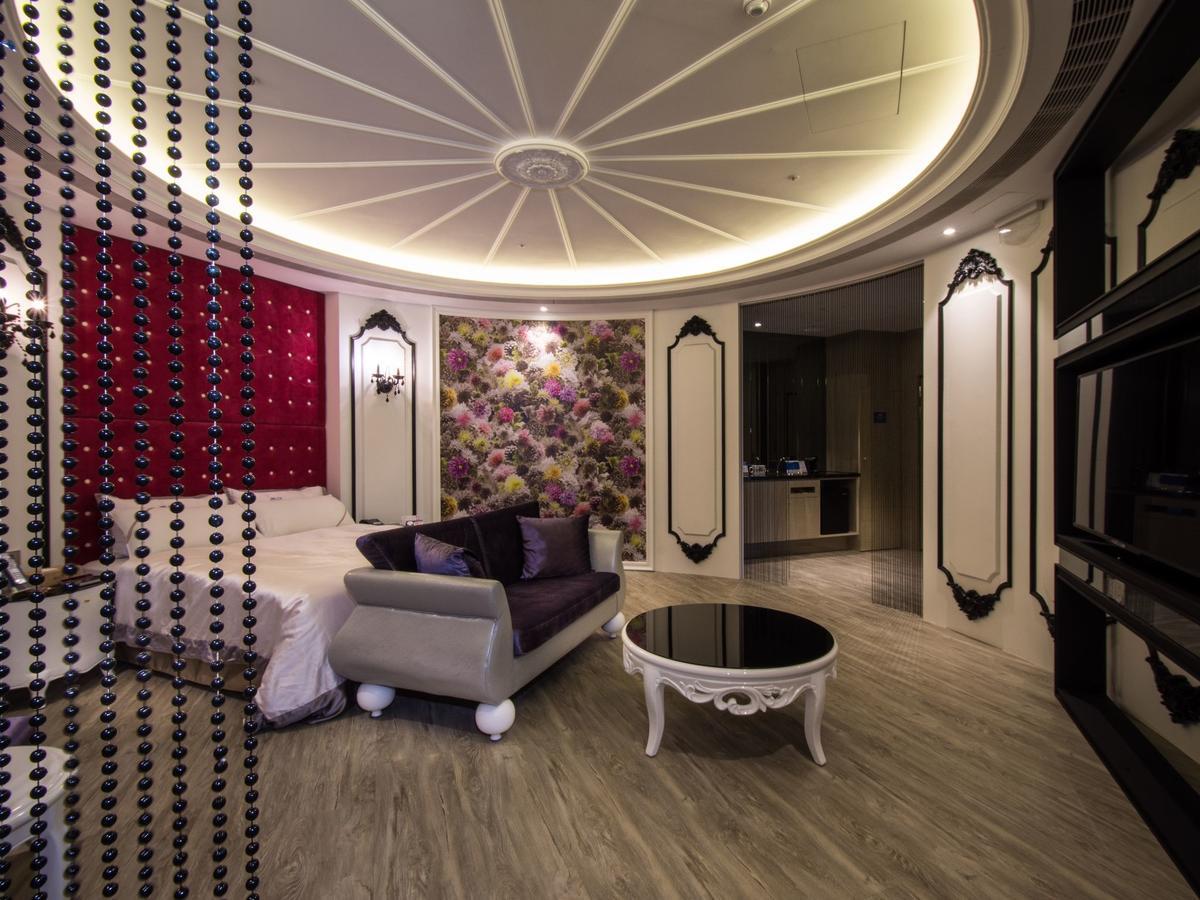 U-Her Hotel Taichung Eksteriør bilde