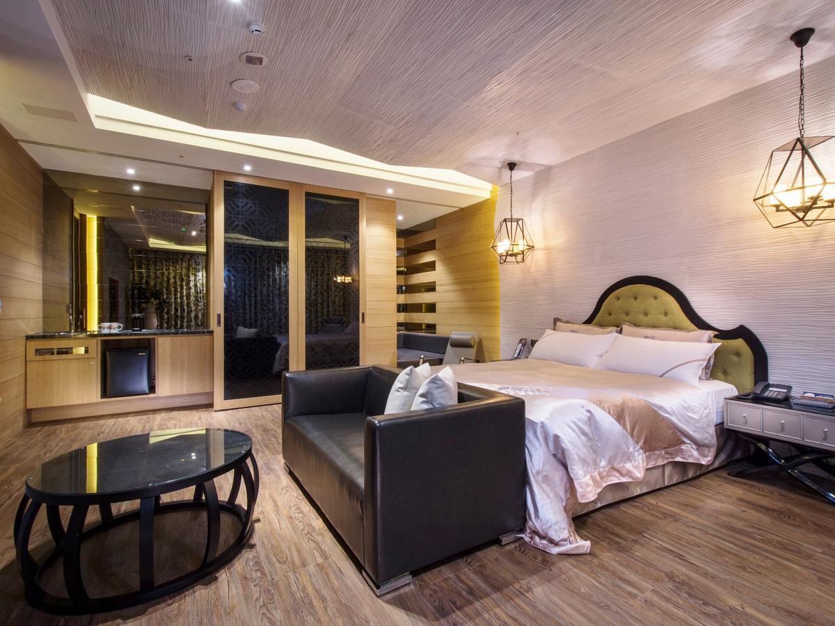 U-Her Hotel Taichung Eksteriør bilde