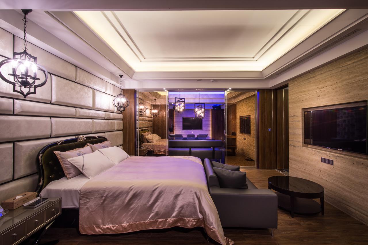 U-Her Hotel Taichung Eksteriør bilde