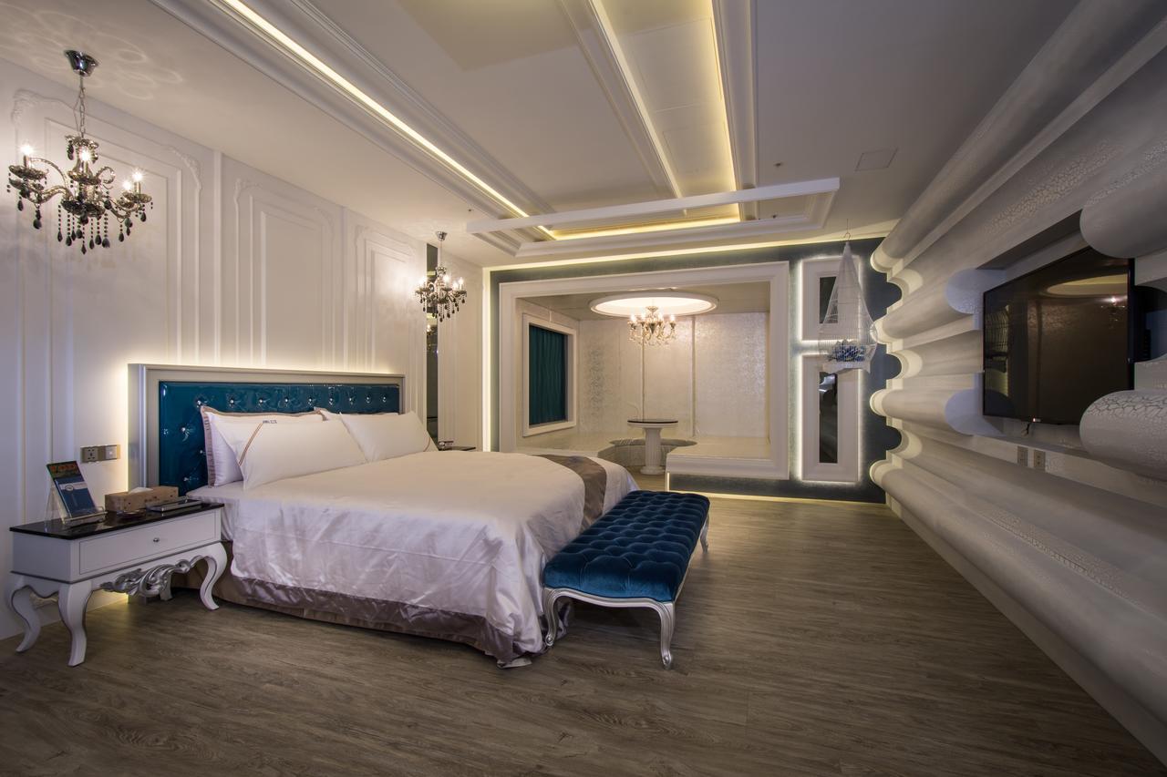 U-Her Hotel Taichung Eksteriør bilde