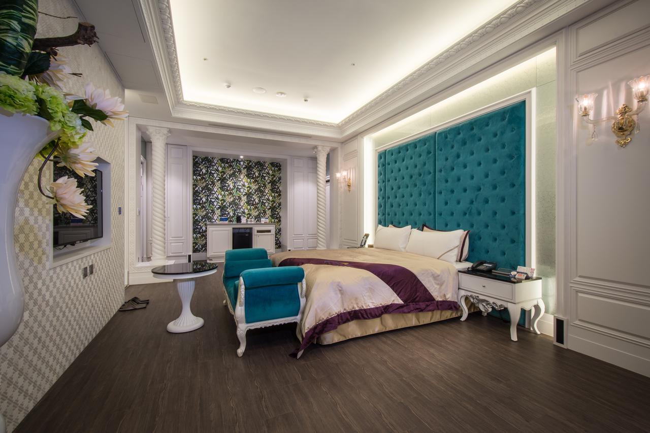 U-Her Hotel Taichung Eksteriør bilde