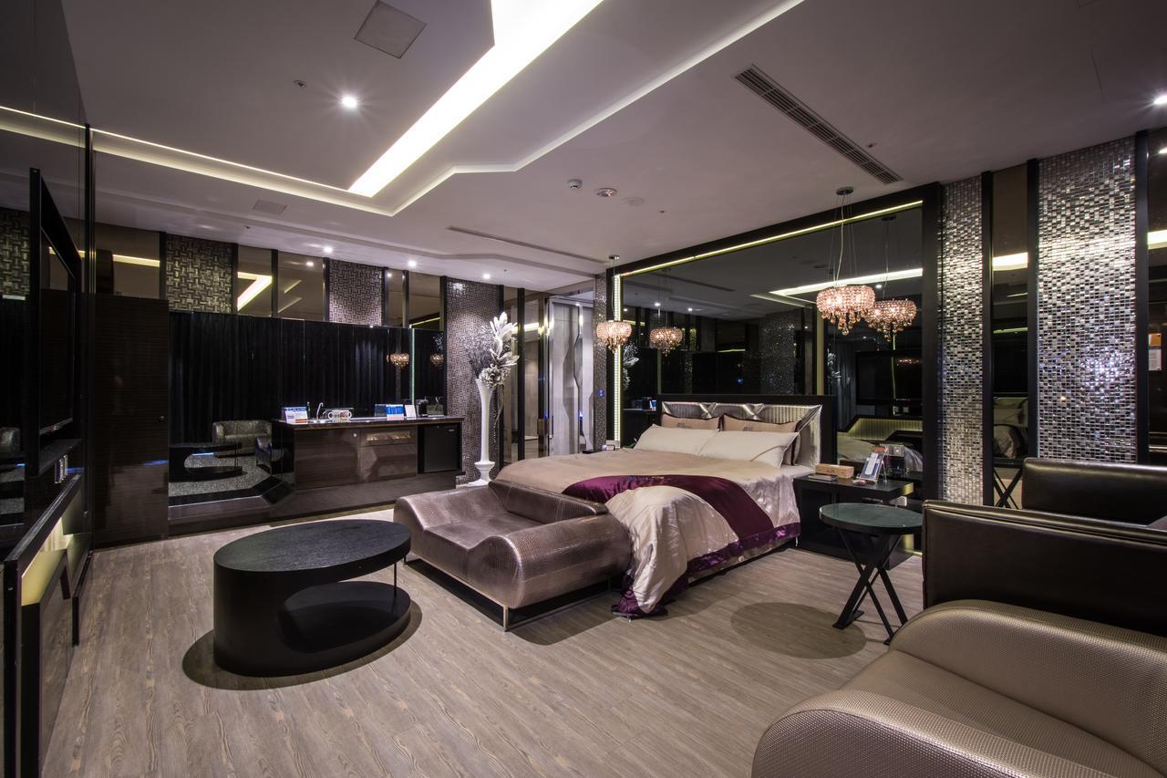 U-Her Hotel Taichung Eksteriør bilde