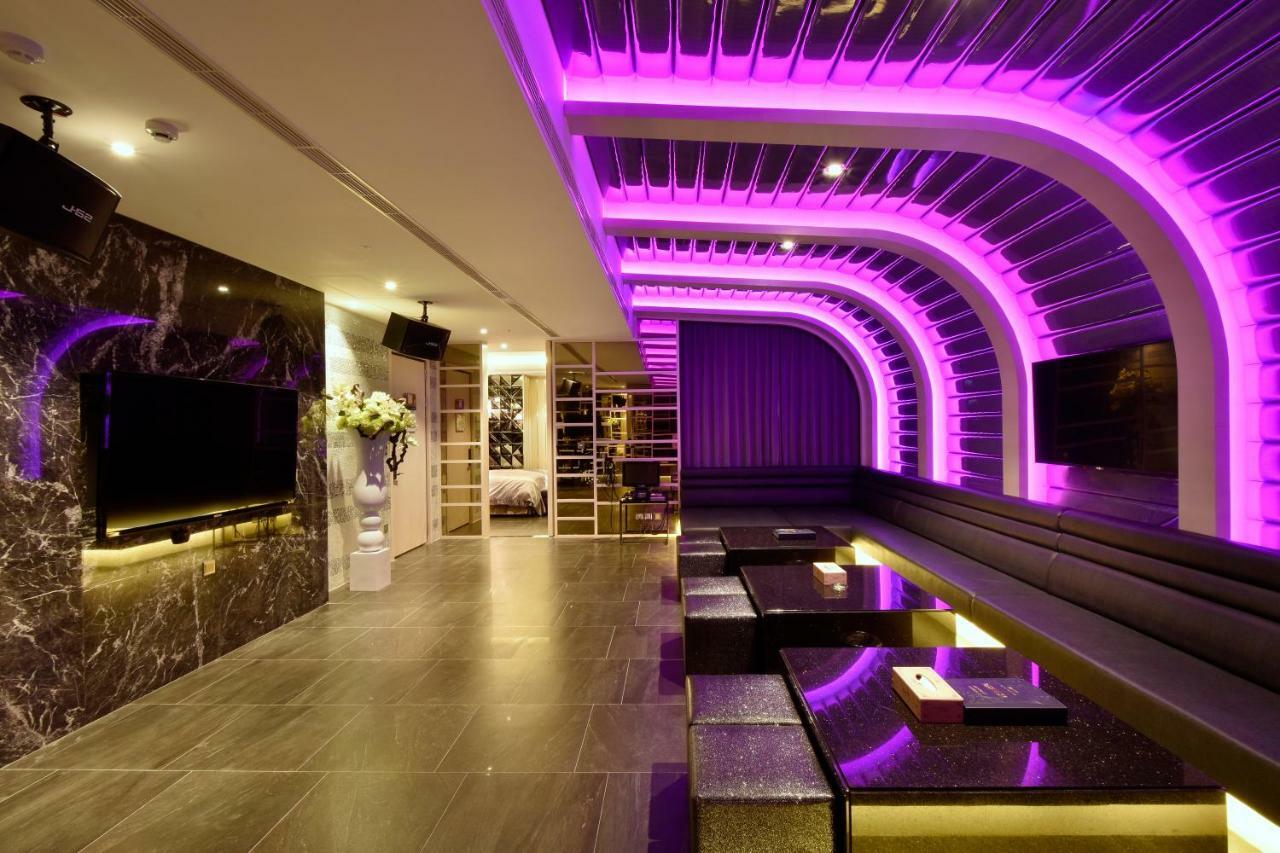U-Her Hotel Taichung Eksteriør bilde