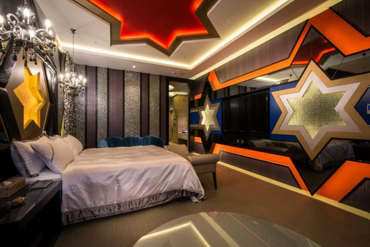 U-Her Hotel Taichung Eksteriør bilde